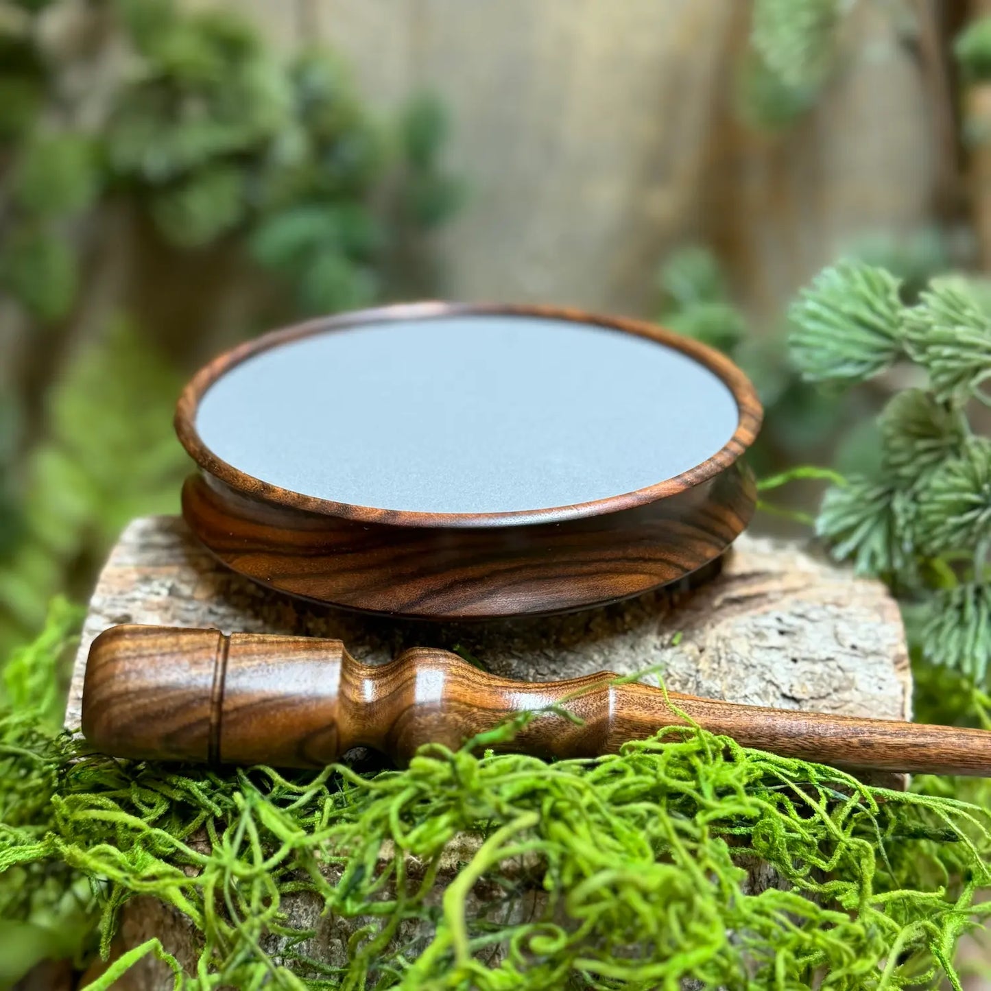 Bolivian Rosewood Turkey Call with Anodized Aluminum playing surface and matching striker