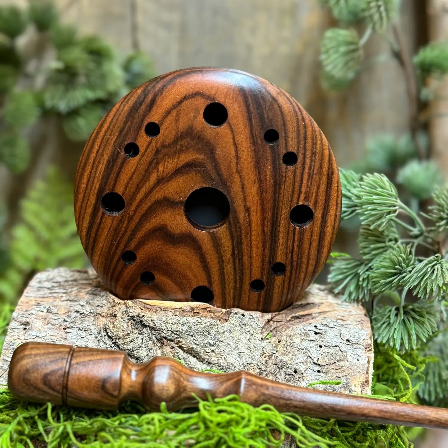 Bolivian Rosewood Turkey Pot Call with matching striker