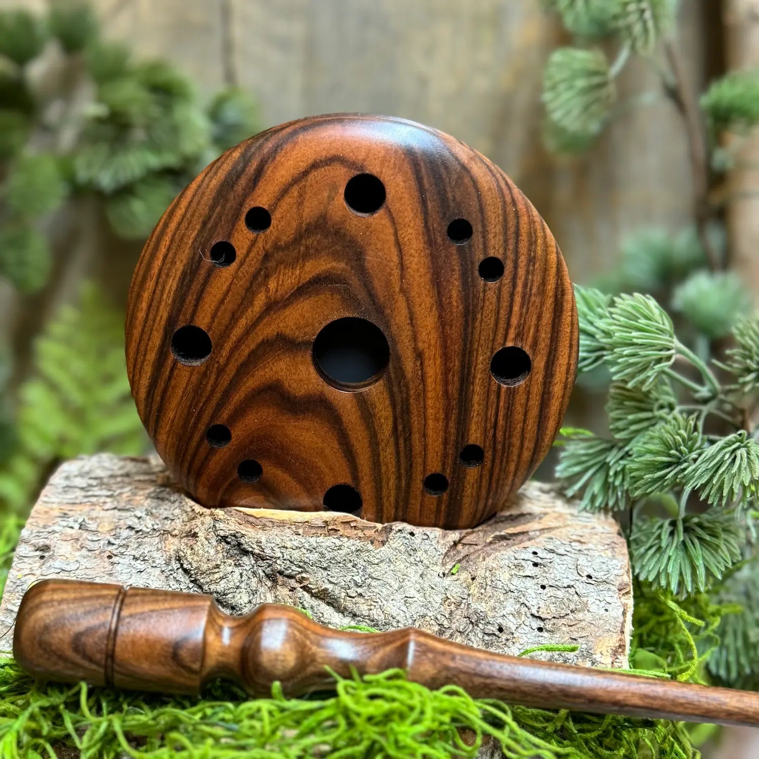 Bolivian Rosewood Turkey Pot Call with matching striker