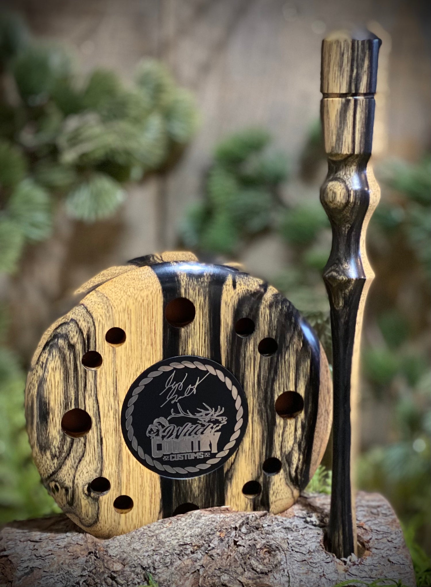 Black-White Ebony Turkey Pot Call with Black Medallion & Matching Striker