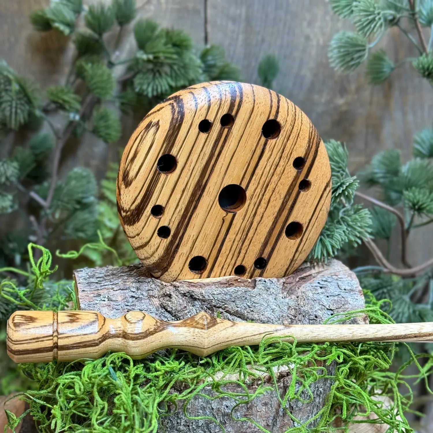Zebrawood Turkey Pot Call next to matching striker